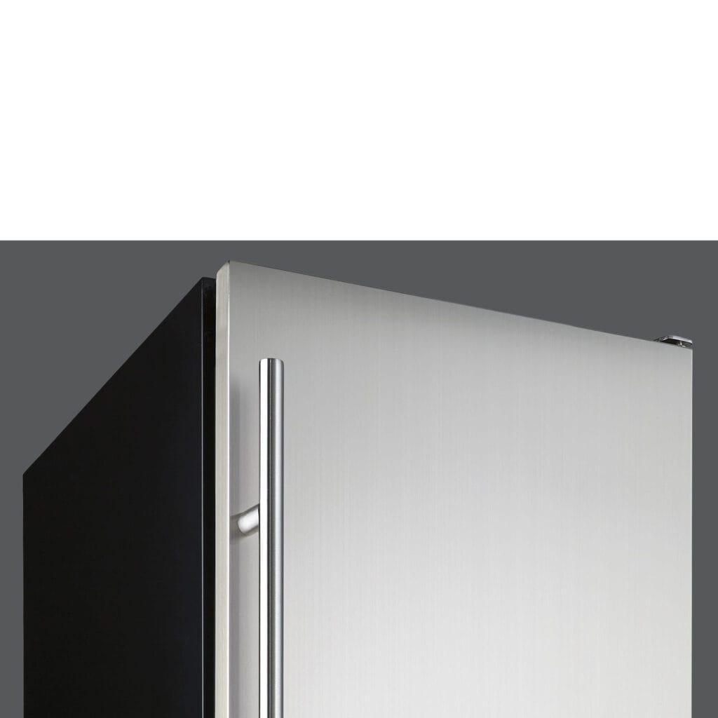 DIM32D2BSSPR Silhouette® 15" 32 lb. Stainless Steel Under The Counter Ice Maker
