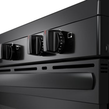 FCRE3052BB Frigidaire® 30" Black Freestanding Electric Range