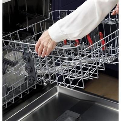 GDP645SYNFS GE® 24" Top Control Fingerprint Resistant Stainless Steel Dishwasher with Stainless Steel Interior, Sanitize Cycle & Dry Boost