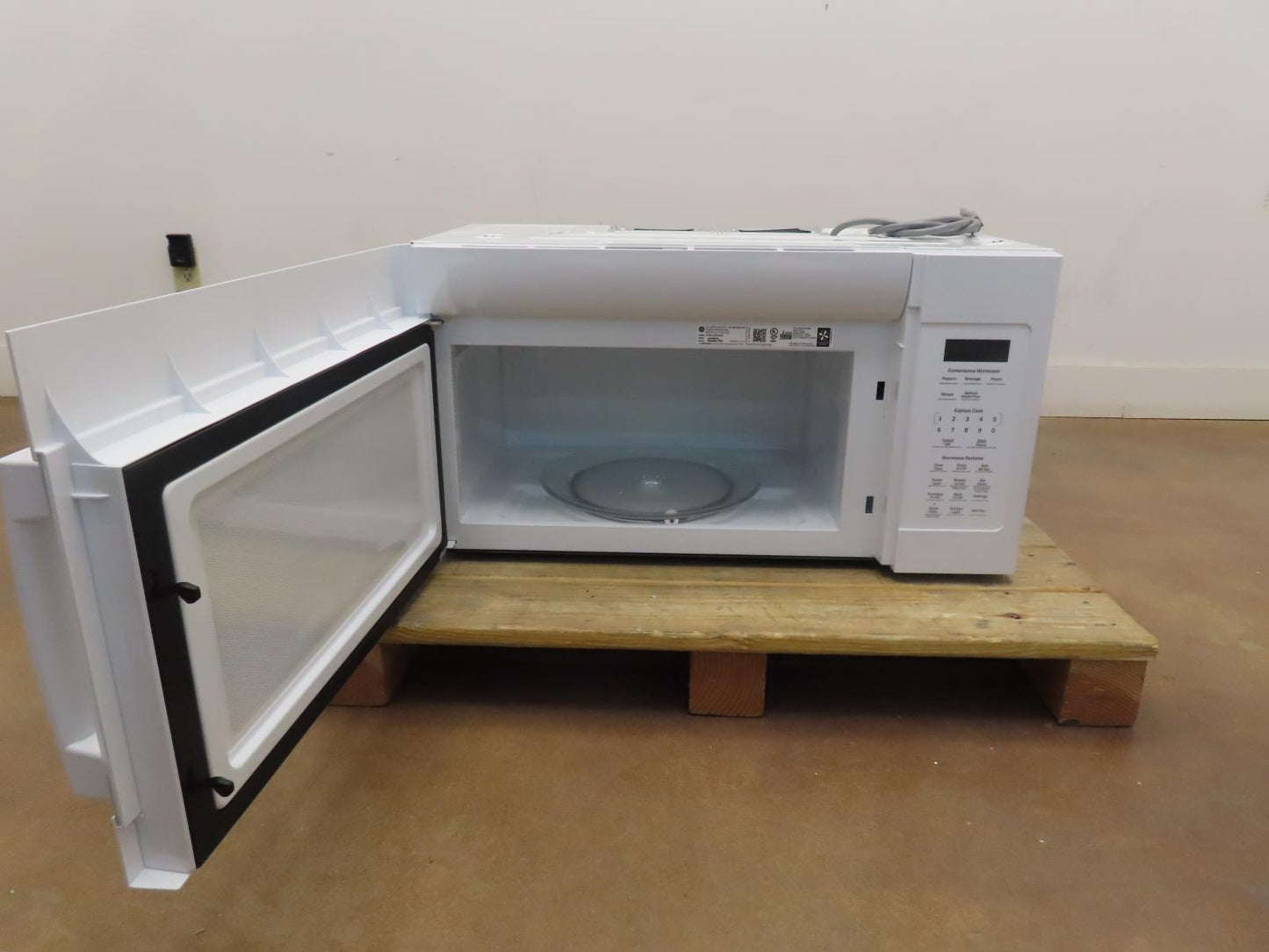 GE JVM6175SKSS 1.7 cu. ft. 30" Over-the-Range Microwave 300 CFM Ventilation