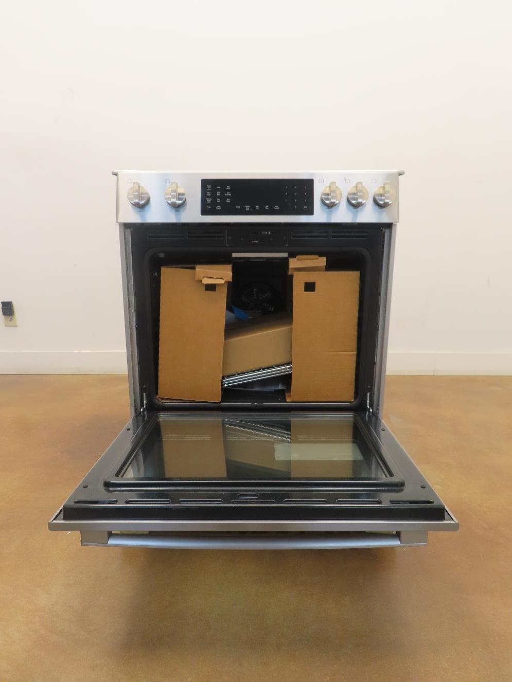 Bosch 800 Series HDI8056U 30" Slide-In Dual Fuel Range Full Warranty Pictures