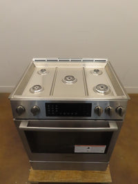 Bosch 800 Series HDI8056U 30" Slide-In Dual Fuel Range Full Warranty Pictures