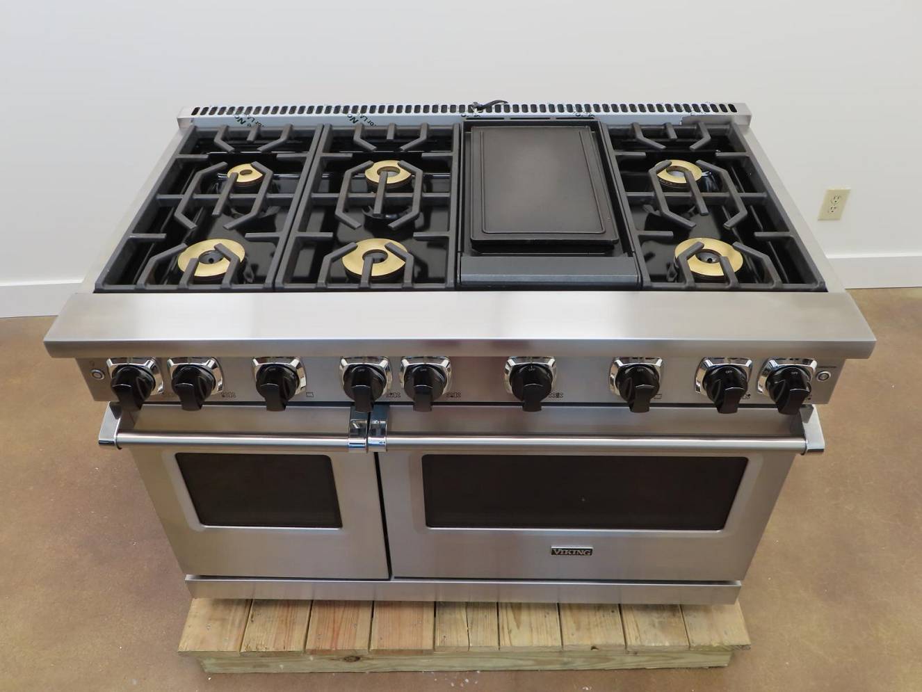 Viking 7 Series VGR74826GSS 48" Pro-Style Freestanding Gas Range 2021 Model