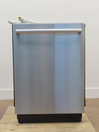 Bosch 800 Series SHX78B75UC 24" Built-In StainlessSteel 42 dBA Dishwasher Images