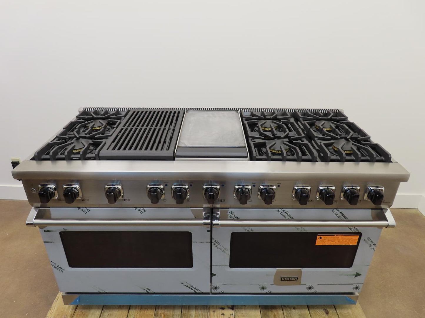 Viking 5 Series VDR5606GQSS 60" Stainless Professional Dual Fuel Range 2023Model