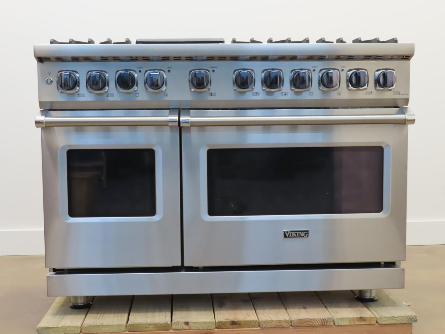 Viking Professional 5 Series VDR5486GSS 48" Dual Fuel Range With 6Sealed Burners