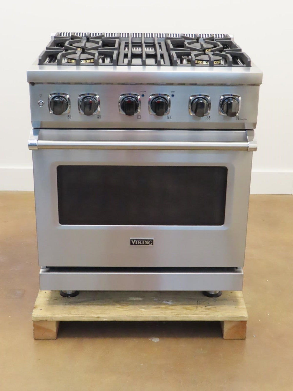 Viking Professional 5 Series 30" Stainless Dual Fuel Range VDR5304BSS 2020 Model