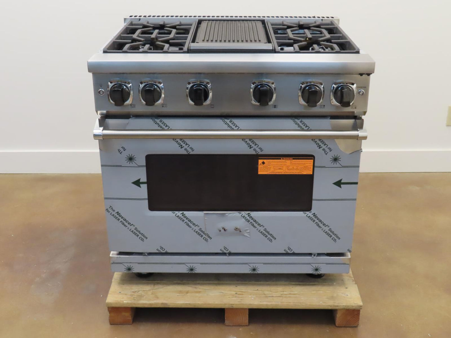 Viking 7 Series VGR73624GSS 36" Freestanding Professional Gas Range 2020 Model