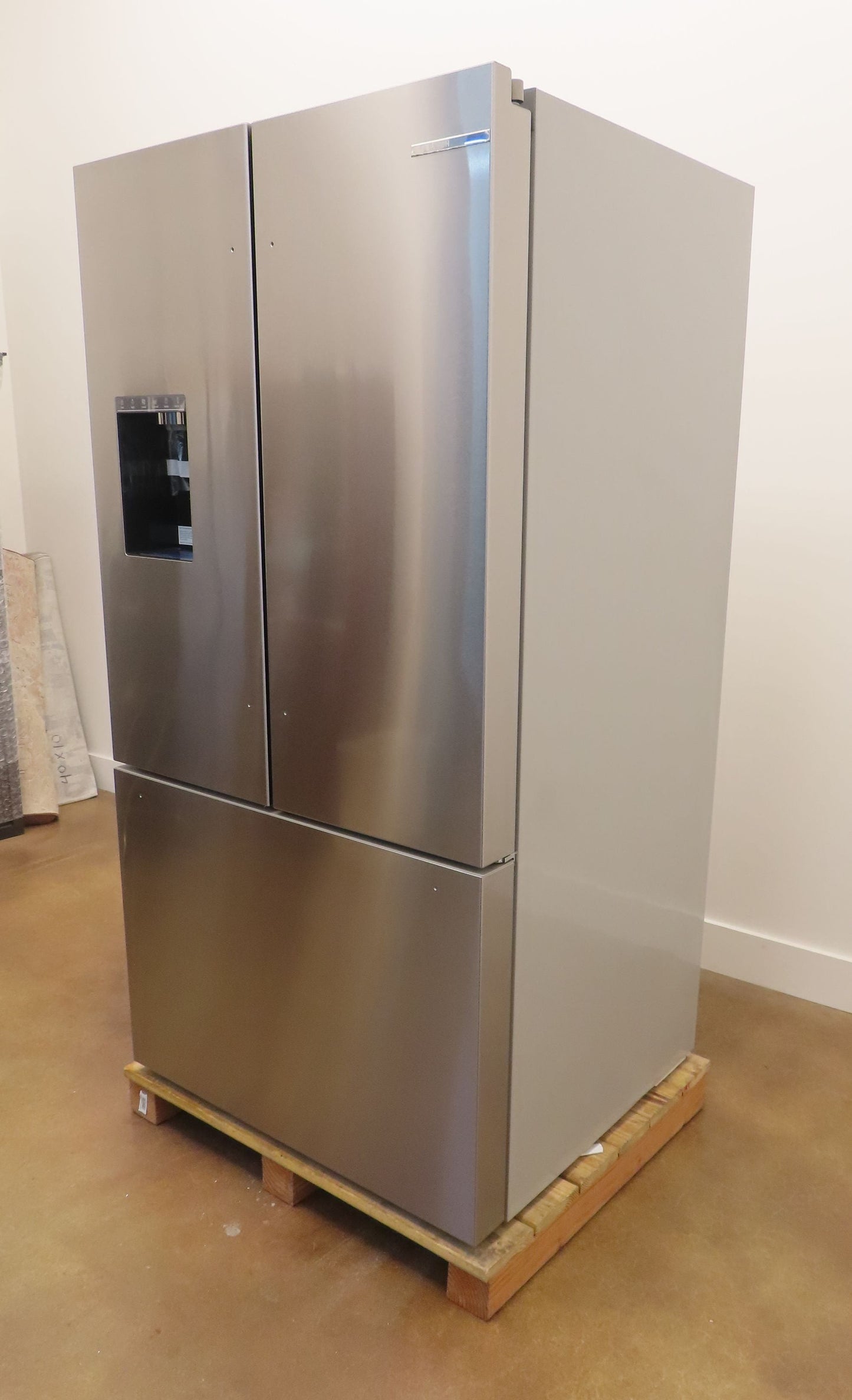 Bosch 500 Series B36FD50SNS 36" Full Depth French Door Refrigerator Pictures