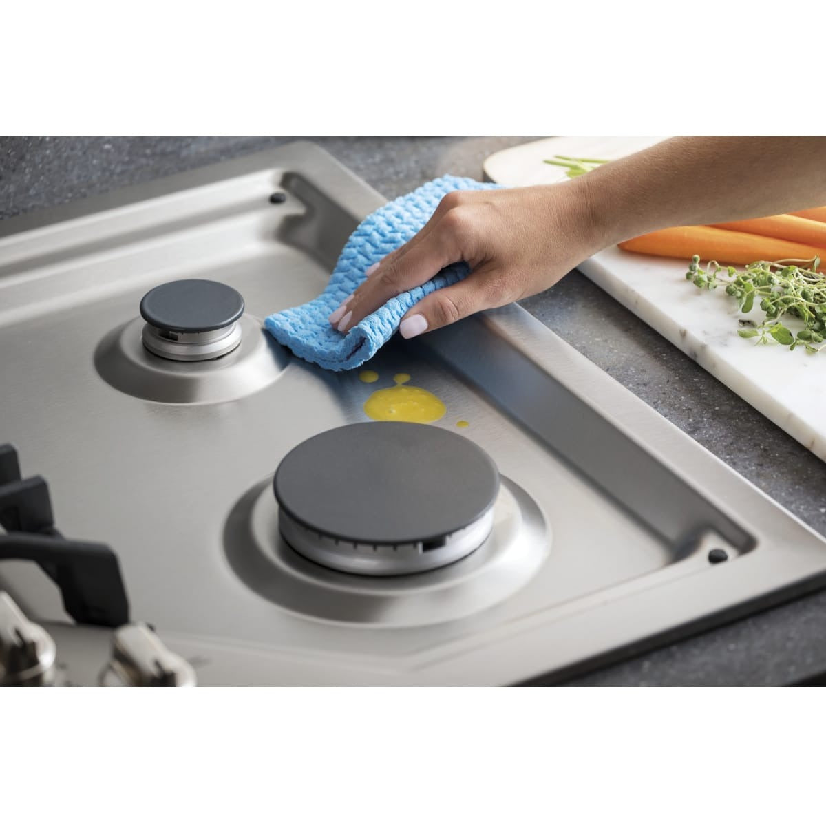 PGP7036SLSS GE Profile 36-inch Gas Cooktop with Five Burners and Dishwasher-Safe Grates – Stainless Steel